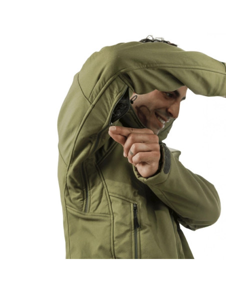 Campera de Softshell Makalu Quewar Hoody Corderito