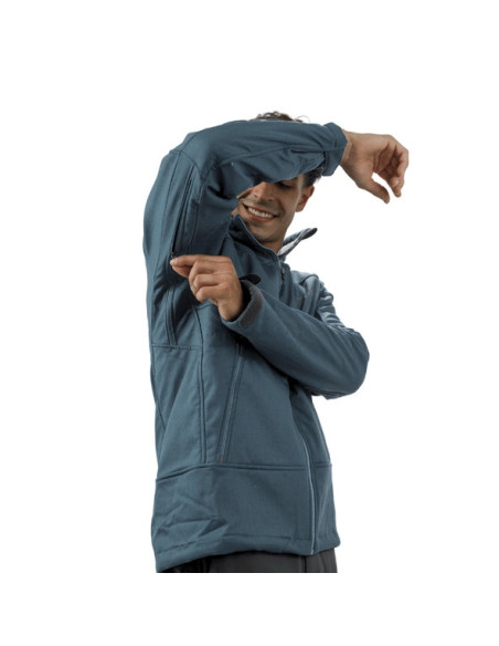 Campera de Softshell Makalu Quewar Corderito